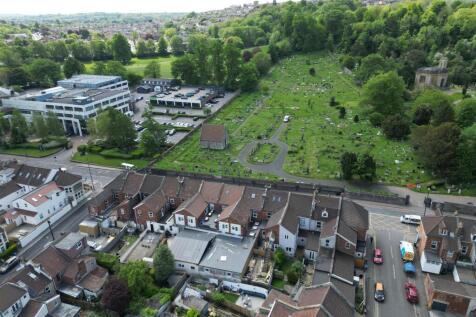 Flats 1 &amp; 2, 379 Bath Road, Arnos Vale, Bristol BS