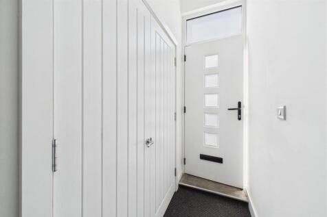 Flats 1 &amp; 2, 379 Bath Road, Arnos Vale, Bristol BS
