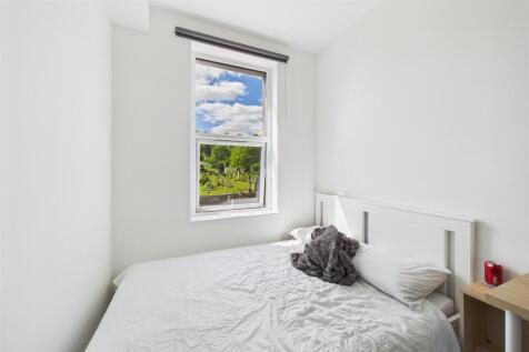 Flats 1 &amp; 2, 379 Bath Road, Arnos Vale, Bristol BS