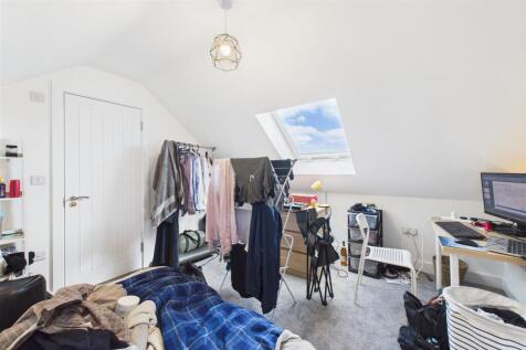 Flats 1 &amp; 2, 379 Bath Road, Arnos Vale, Bristol BS