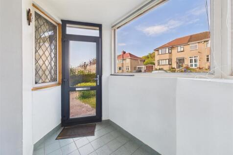 14 Dentwood Grove, Coombe Dingle, Bristol BS9 2QH 