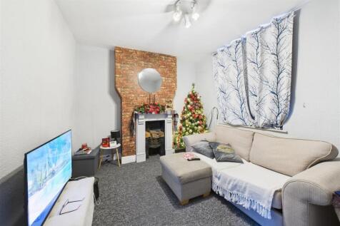 Flats A &amp; B 4 Southend Road WSM, North Somerset BS