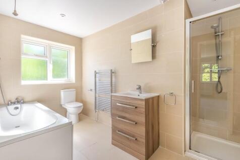 En-Suite To Bedroom1