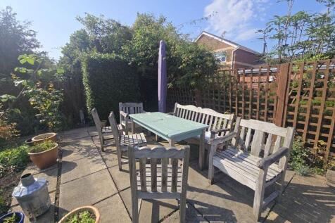 Rear Garden Additional Image