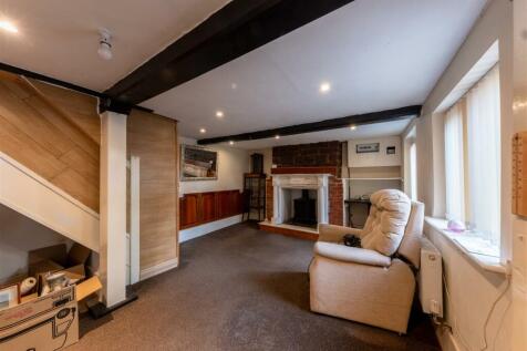 1 Iddenshall Cottages-004.jpg