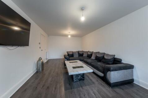 4 Moorings Close-016.jpg