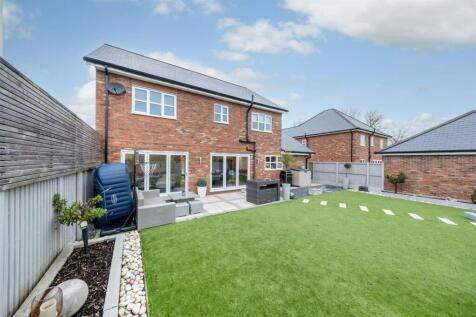 4 Moorings Close-048.jpg