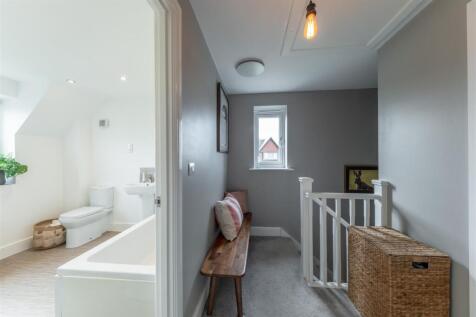 Acorn House-024.jpg