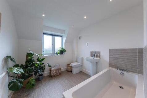 Acorn House-022.jpg