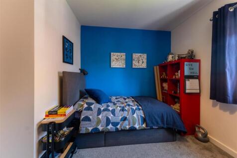 3 Tiverton Way-027.jpg