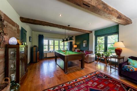 Broadway Farmhouse-0038.jpg