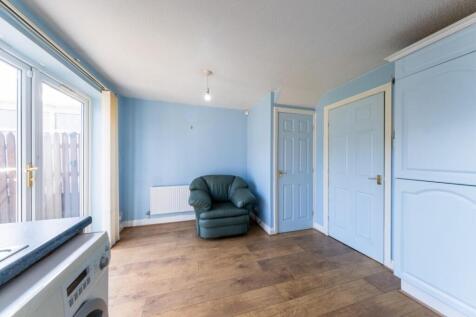 1B Station Road-004.JPG