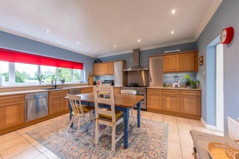 10 Walkers Lane-006.jpg