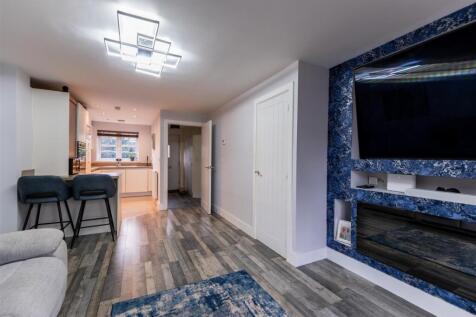 Meadow Croft -008.jpg