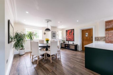 Racecourse Farm-010.jpg