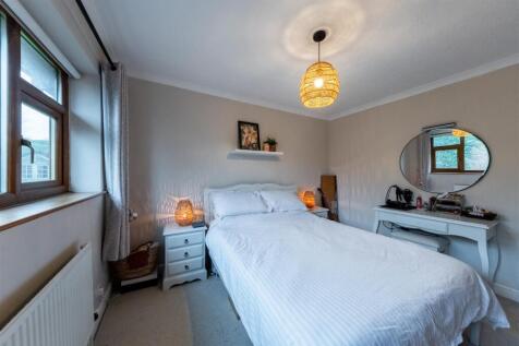 57 Oathills Drive-020.jpg