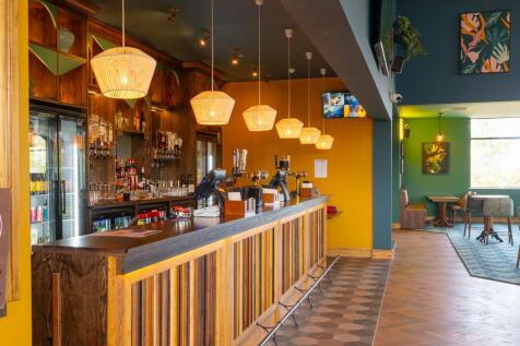 2023 Devon Hedley Wood Restaurant Bar Area Empty (