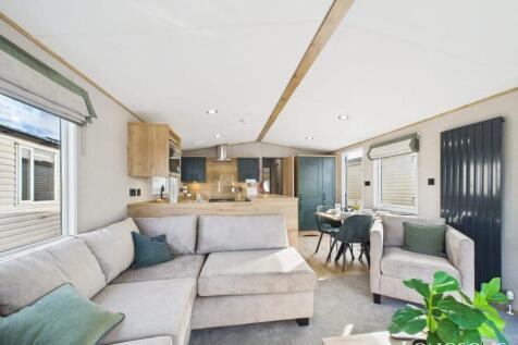 Cam02173g0 Pr0275 Still018