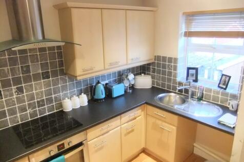 1 bedroom flats to rent in bramley