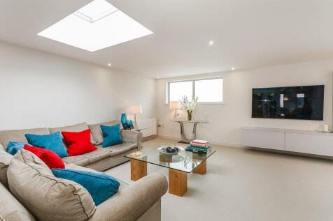3 Bedroom Houses For Sale In Cheltenham Gloucestershire Rightmove