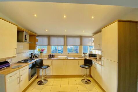 LOUNGE/KITCHEN/DINER