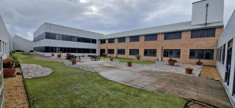 communal courtyard garden.jpg