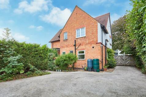 Crowhurst Gale 2024 202A5225_HDR.jpg