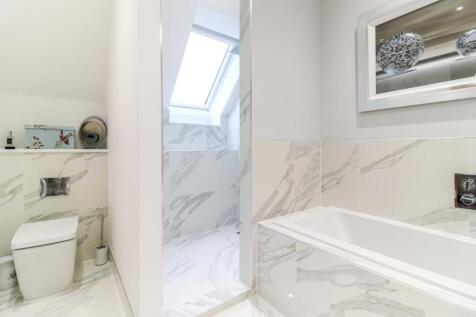 En Suite Bathroom