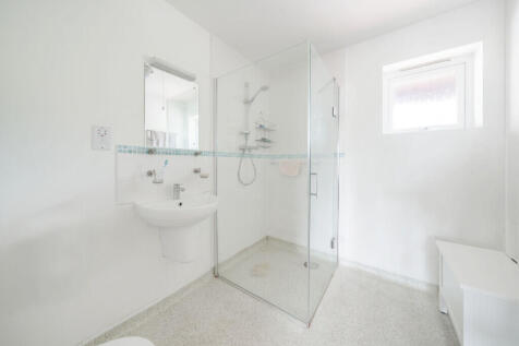 Ensuite Shower Room