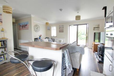 Open Plan Kitchen/ Reception/Diner