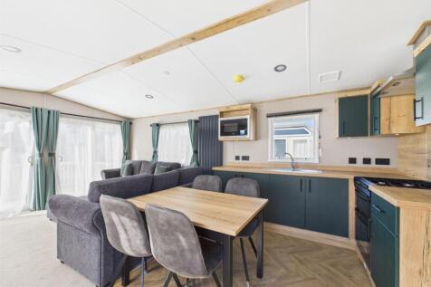 Open Plan Kitchen/Dining/Reception Room