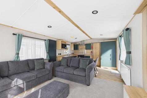 Open Plan Kitchen/Dining/Reception Room