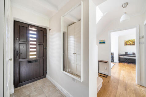 1310428-7-685eae9...