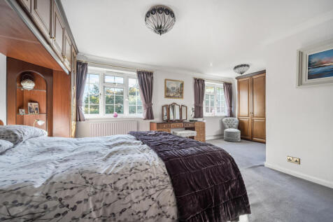 1360121-19-68dc02...