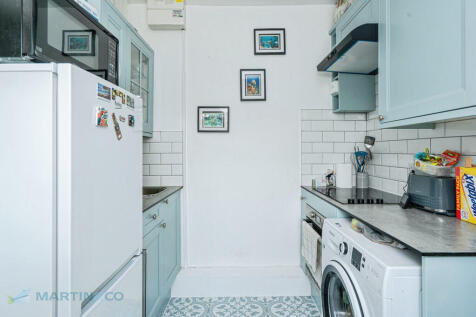 gu227ef-fa-dsc012...