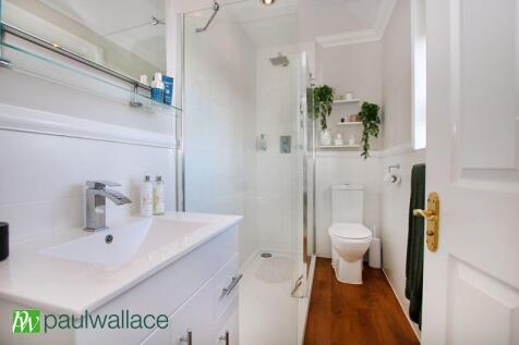 Bedroom One En-Suite