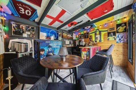 1339792-18-689df904f0f5f