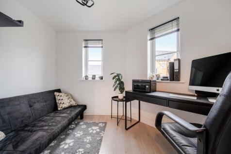 1389406-8-69414ea0705df