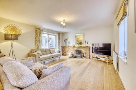 -2 Brookside STanwick-21_HDR-05.jpg