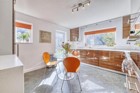 -2 Brookside STanwick-26_HDR-06.jpg