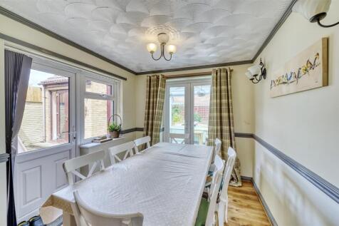 -39 Defurness Drive Raunds-31_HDR-07.jpg
