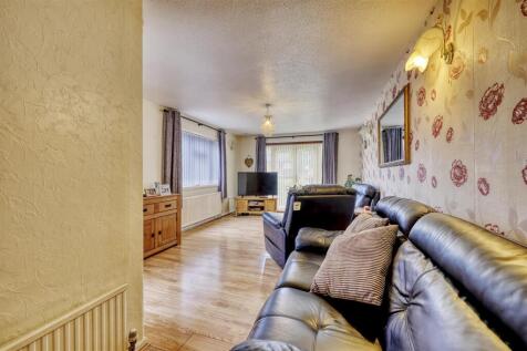 44 Russell Way Higham-9.jpg