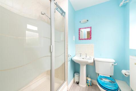 Bed 2 En Suite