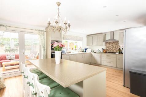 Kitchen/Breakfast Rm