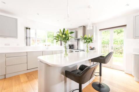 Kitchen/Dining Rm