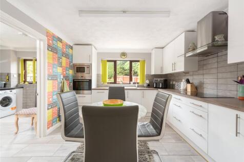 Kitchen/Breakfast Rm