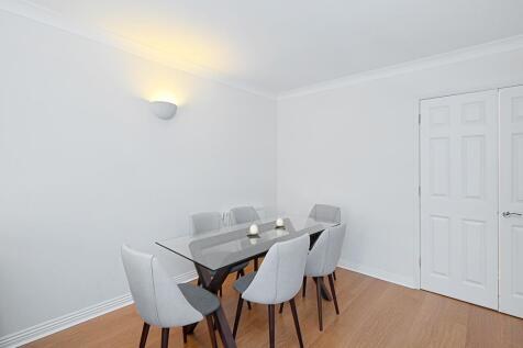Lamb-Court-(6).JPG