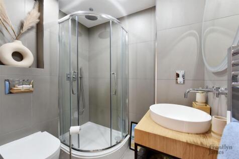 Papermill Wharf (9).JPG