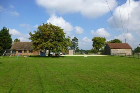 Bungalows For Sale in Cotswolds - Rightmove