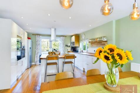 Kitchen/Dining/Living